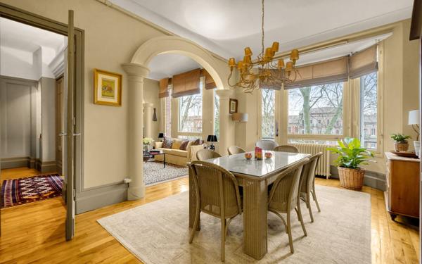 Appartement à vendre    4 pièces • 135 m2 Toulouse