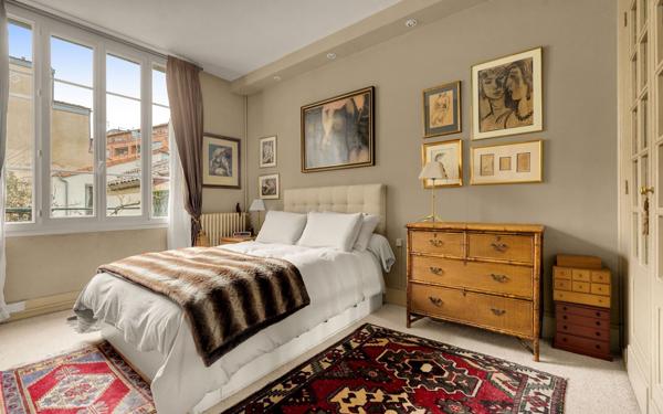 Appartement à vendre    4 pièces • 135 m2 Toulouse