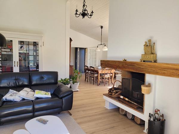 SOUS OFFRE - ROCHEFORT secteur calme maison traditionnelle de 127 m² avec parcelle de 645 m² - garage