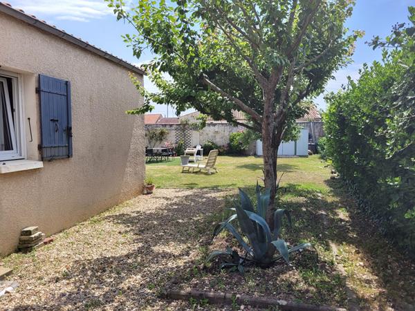 SOUS OFFRE - ROCHEFORT secteur calme maison traditionnelle de 127 m² avec parcelle de 645 m² - garage