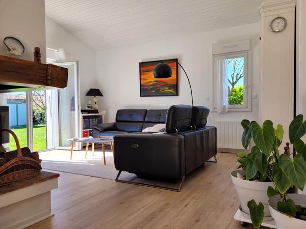 SOUS OFFRE - ROCHEFORT secteur calme maison traditionnelle de 127 m² avec parcelle de 645 m² - garage