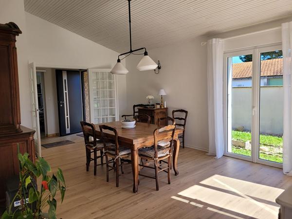SOUS OFFRE - ROCHEFORT secteur calme maison traditionnelle de 127 m² avec parcelle de 645 m² - garage