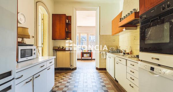 À vendre Maison 6 pièces 235 m² - Toulon 83100
