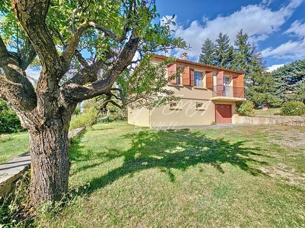 Osséjà - maison à révover