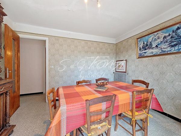 Osséjà - maison à révover