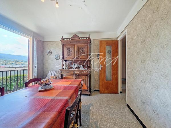 Osséjà - maison à révover