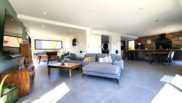 Maison 5 pièce(s) 3 chambre(s) 146 m²