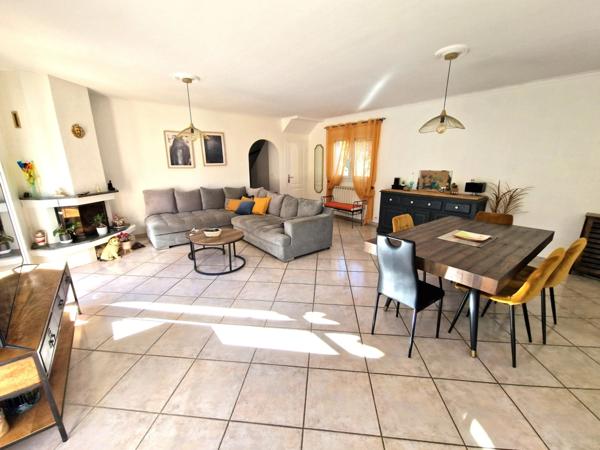 A vendre, Villa individuelle, 110 m², Piscine, St Laurent du Var, 06700, Alpes Maritimes