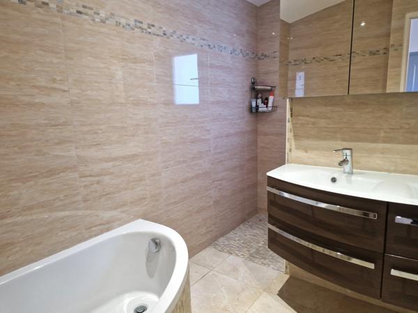 A vendre, Villa individuelle, 110 m², Piscine, St Laurent du Var, 06700, Alpes Maritimes