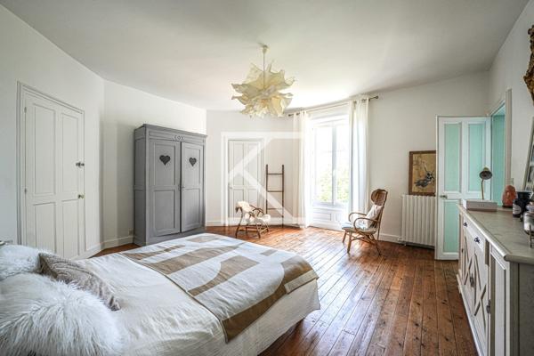 Belle maison bourgeoise et son jardin intimiste en centre ville