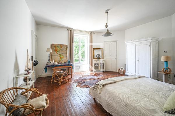Belle maison bourgeoise et son jardin intimiste en centre ville