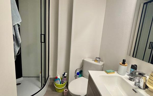 Immeuble à vendre    1 pièce • 180,48 m2 Beaumont-du-Périgord