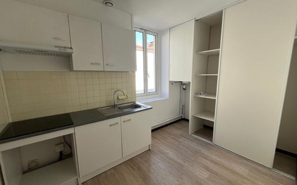 Appartement à louer    2 pièces •  Mugron