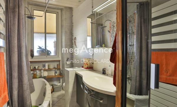 Maison à LA ROCHE-SUR-YON, 85000 - 5 pièces 136m²