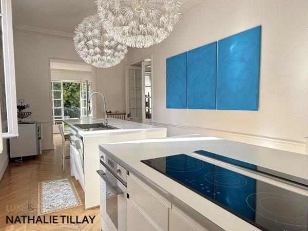 Orléans, Dunois, maison bourgeoise à vendre de 265 m² avec jardin et garage