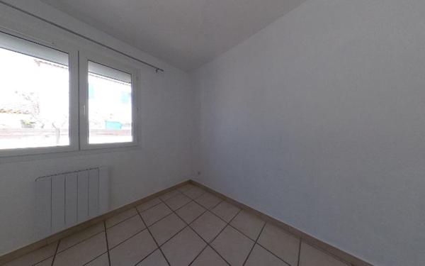 Maison à louer    4 pièces •  Canohès