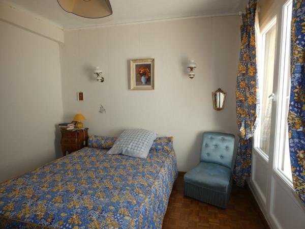 Maison T5 d'environ 104m² avec jolie cour intérieure, 2 terrasses et un garage-dépendance de 90m²