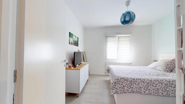 Joli F2 en rez de jardin, garage & parking privé