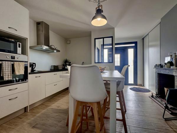 Villeneuve-sur-Lot (47300) Villeneuve sur lot, très jolie maison de ville de 128 m2 en parfait état avec garage et jardin (+ piscine)