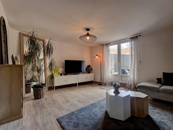 Villeneuve-sur-Lot (47300) Villeneuve sur lot, très jolie maison de ville de 128 m2 en parfait état avec garage et jardin (+ piscine)