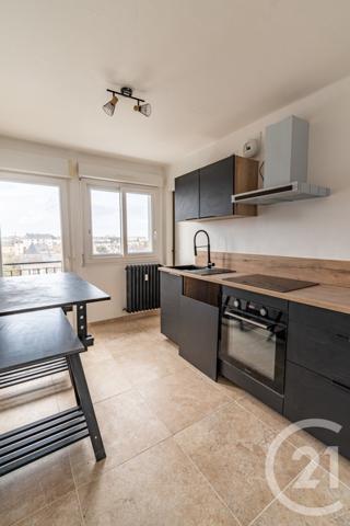 Appartement T4 à vendre  4 pièces - 74 m2 LAVAL - 53