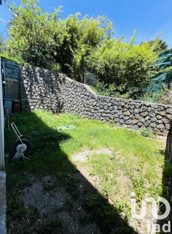 Maison 4 pièces de 114 m² à Saint-Denis (97400)