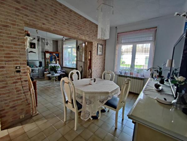 Maison Angres 6 pièce(s) 113.56 m2