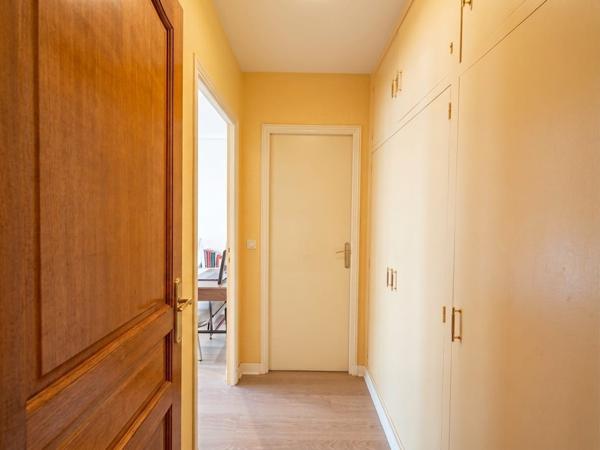 Appartement
         2 pièces
        - 60 m² Exclusivité 569 700 € *