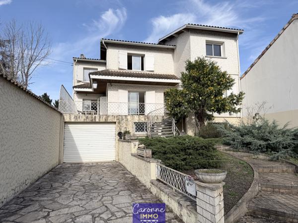 Maison 5 pièce(s) 3 chambre(s) 220 m²