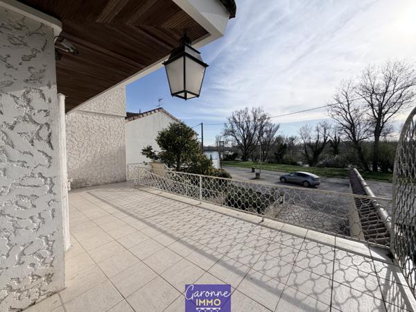 Maison 5 pièce(s) 3 chambre(s) 220 m²
