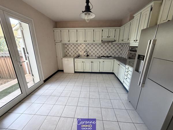 Maison 5 pièce(s) 3 chambre(s) 220 m²