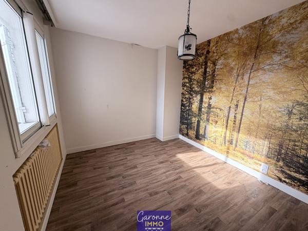 Maison 5 pièce(s) 3 chambre(s) 220 m²