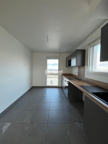 Location Appartement 5 pièces 121.14 m² - Rueil-malmaison 92500