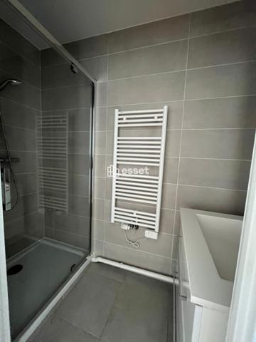 Location Appartement 5 pièces 121.14 m² - Rueil-malmaison 92500