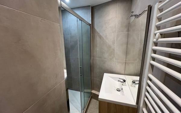 Appartement à louer    3 pièces • 58,71 m2 Lyon 9