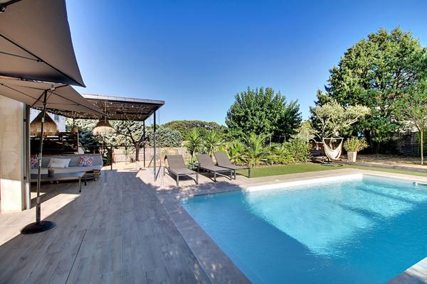 A VENDRE ! Maison contemporaine à Draguignan de 154 m² avec piscine et double garage