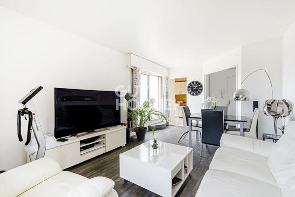 RESIDENCE SENIOR - DERNIER ETAGE AVEC TERRASSE - BORD DE MARNE