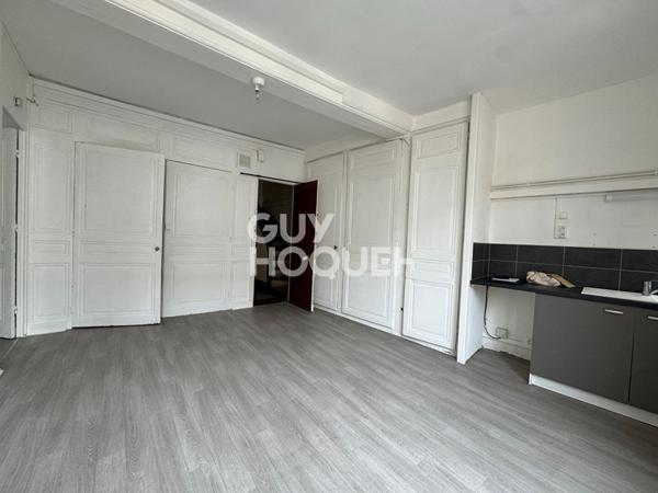 Appartement T2 expo sud local vélos 44.30M2 carrez