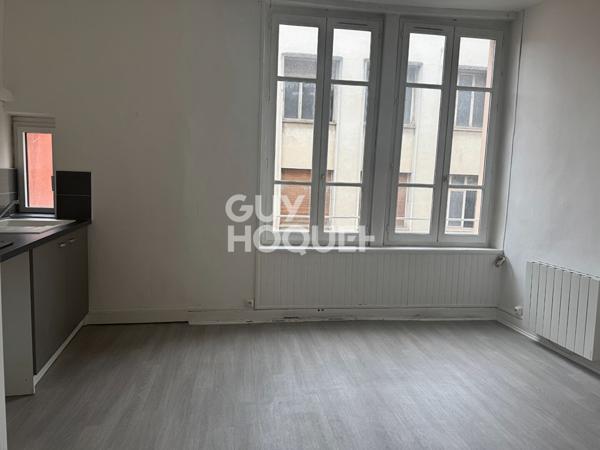 Appartement T2 expo sud local vélos 44.30M2 carrez