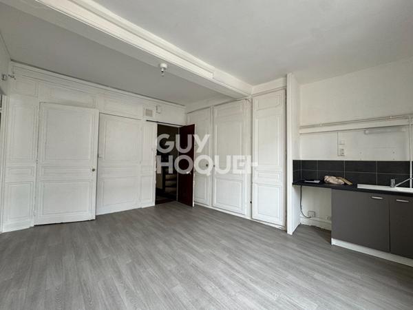 Appartement T2 expo sud local vélos 44.30M2 carrez