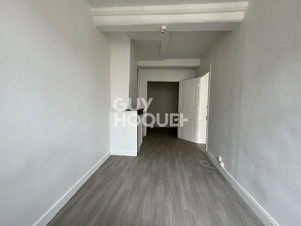 Appartement T2 expo sud local vélos 44.30M2 carrez