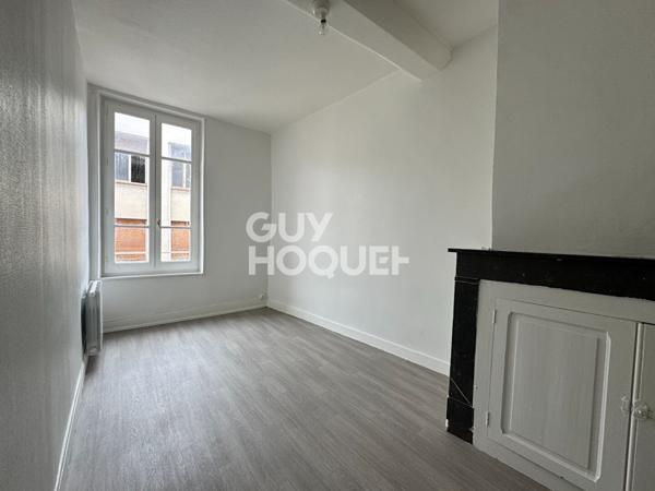 Appartement T2 expo sud local vélos 44.30M2 carrez