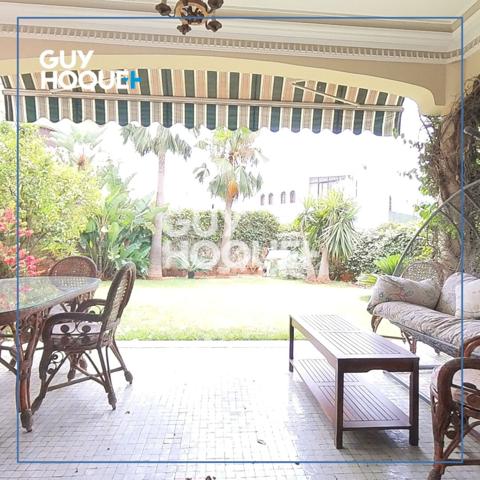 Très belle villa à vendre dans le quartier chic de casablanca