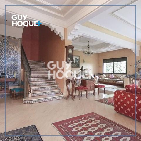 Très belle villa à vendre dans le quartier chic de casablanca