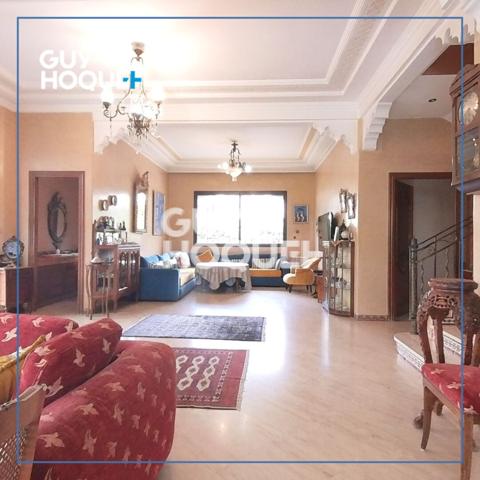 Très belle villa à vendre dans le quartier chic de casablanca