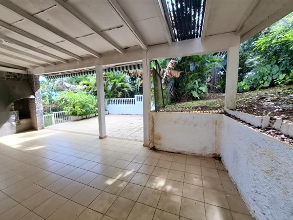 Maison à rénover 6 pièces PETIT BOURG (971)