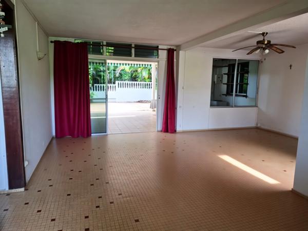 Maison à rénover 6 pièces PETIT BOURG (971)