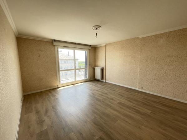 Vente Appartement68,95 m² - 3 Pièces - ORLEANS (45000)