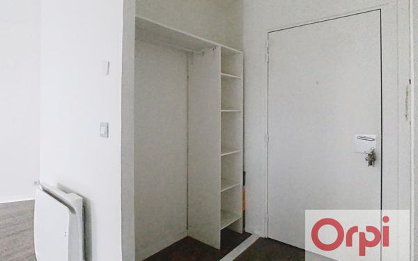 Appartement à vendre    2 pièces • 48,93 m2 Issy-les-Moulineaux