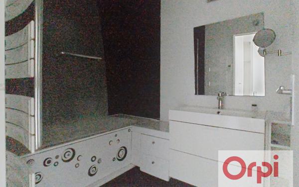 Appartement à vendre    2 pièces • 48,93 m2 Issy-les-Moulineaux